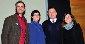 Hugo Grisanti, arquitecto; Viviana Frola, subgerente de Publicidad e Imagen Corporativa Transbank;  Matías Chellew, regional Puerto Montt - Coyhaique; y Tania Gebaler, de Patio Palafito, Castro.